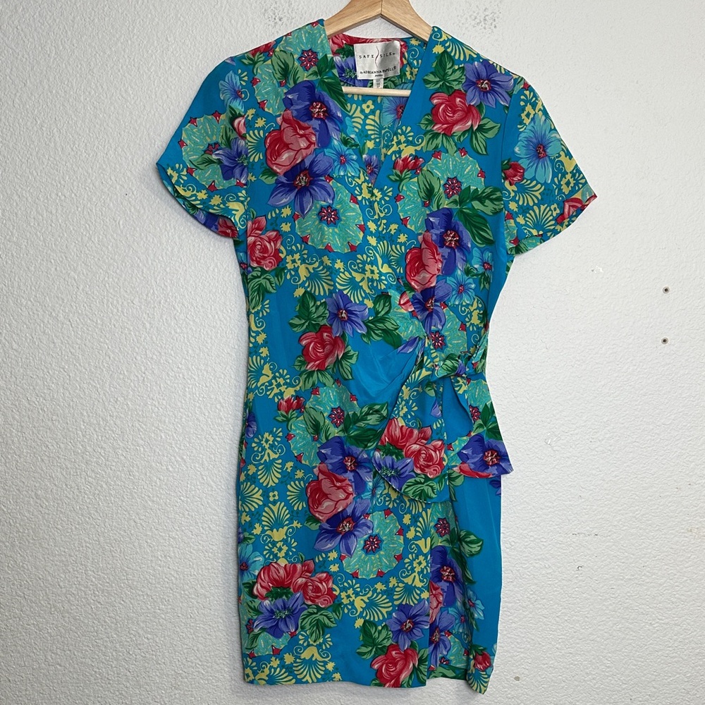 Adrianna Papell Safe Silk Blue Floral Wrap Womens Dress Size 4‎ Petite Vintage